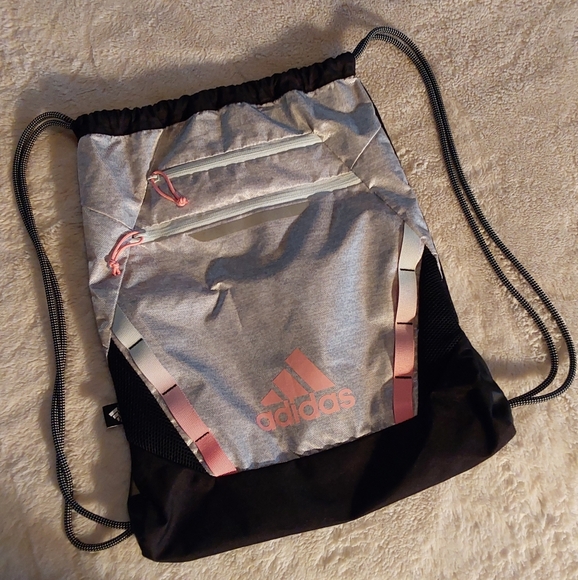 🌺 NEW ADIDAS Lightweight Poly Drawstring Backpack - Picture 3 of 12